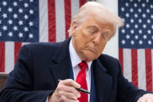 trump signing tarrifs agreement