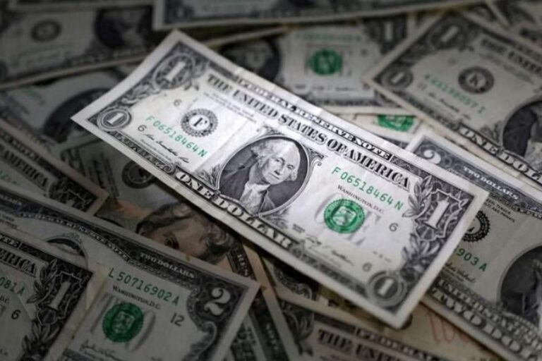 US Dollar Hits Weekly High