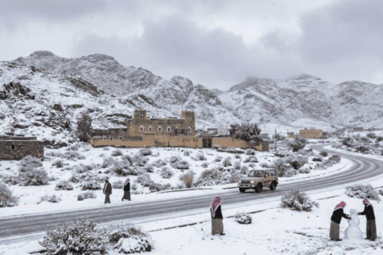 Sub-Zero Cold Wave Sweeps